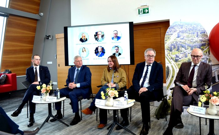 LVAT pristatė 2025 m. veiklos apžvalgą ir pakvietė diskusijai apie pasitikėjimą